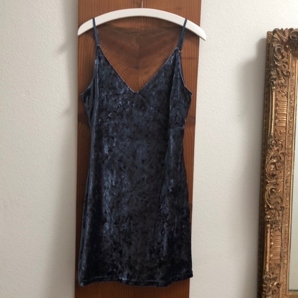 Boutique Navy velvet dress - Picture 8 of 8